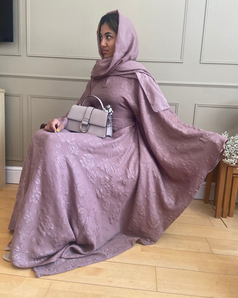 Test Abaya